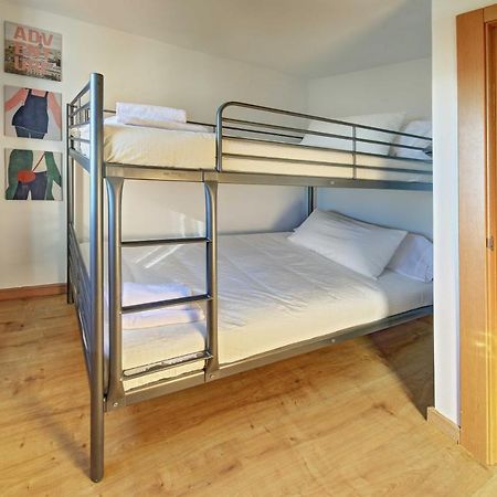 Apartament Pau Casals, 2 Min Walk From The Sea & Sea View Lloret de Mar Kültér fotó
